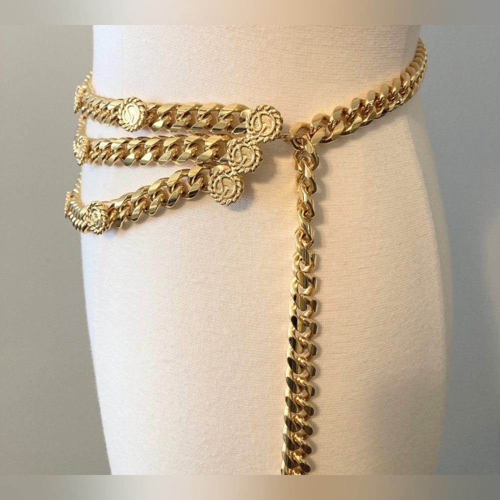 Stunning St. John Vintage 1980's-90'    Gold Chain Belt with Medallion Accents - Picture 5 of 17